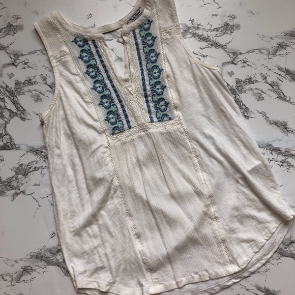 Lucky Brand embroidered tank - Picture 2 of 8